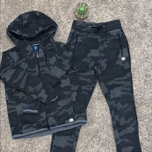 Boys Sweats Set sz. M